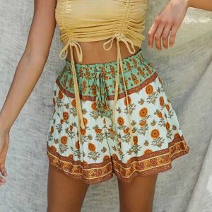 Blommiga hippie chic shorts