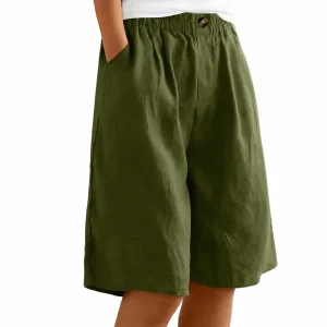Knälånga damshorts med knappar fram och resårmidja